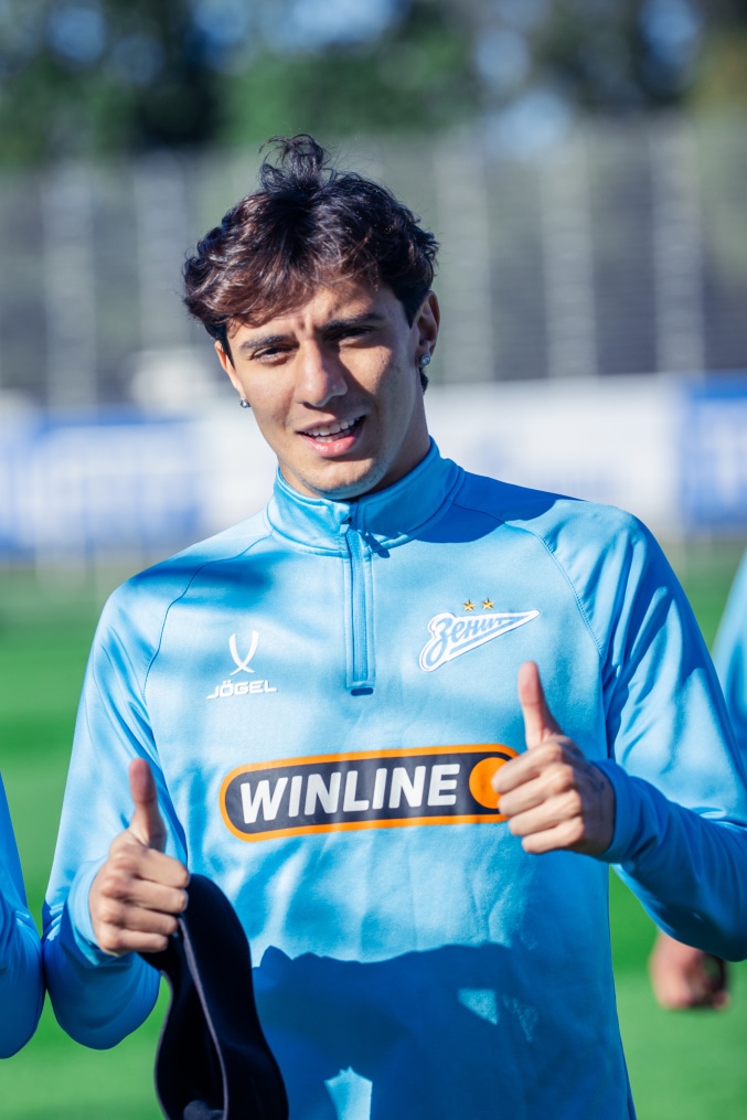 Тренировка основного состава перед матчем с «Оренбургом»