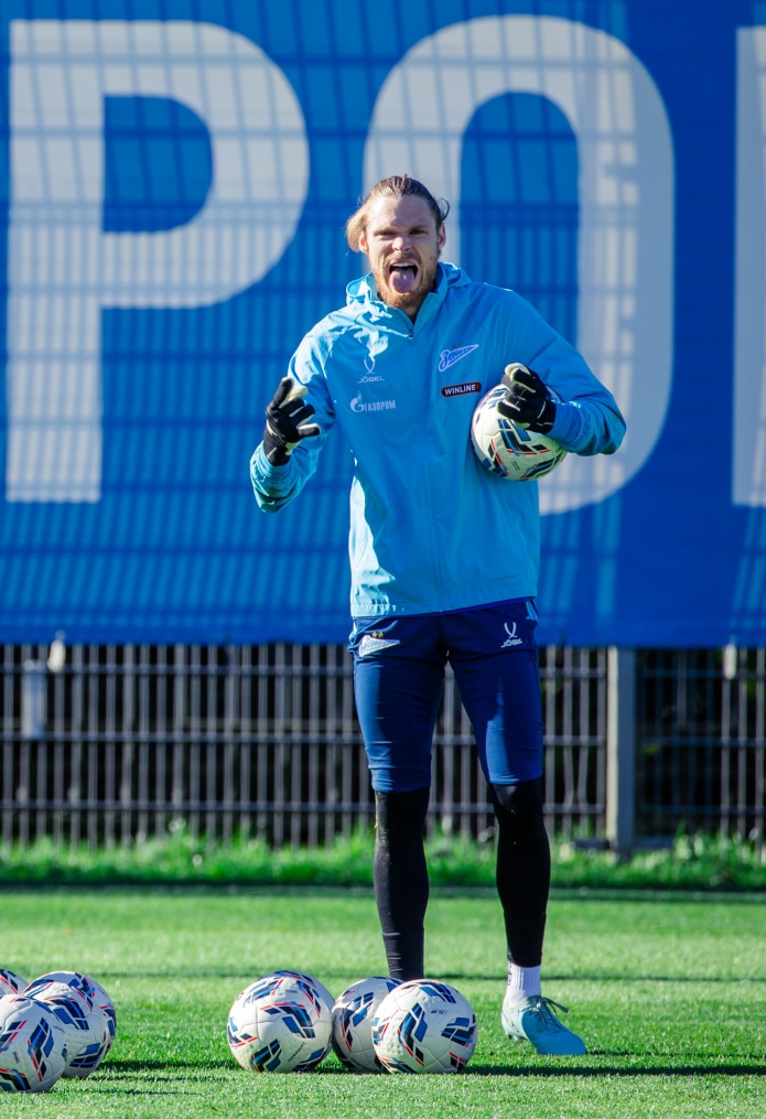 Тренировка основного состава перед матчем с «Оренбургом»