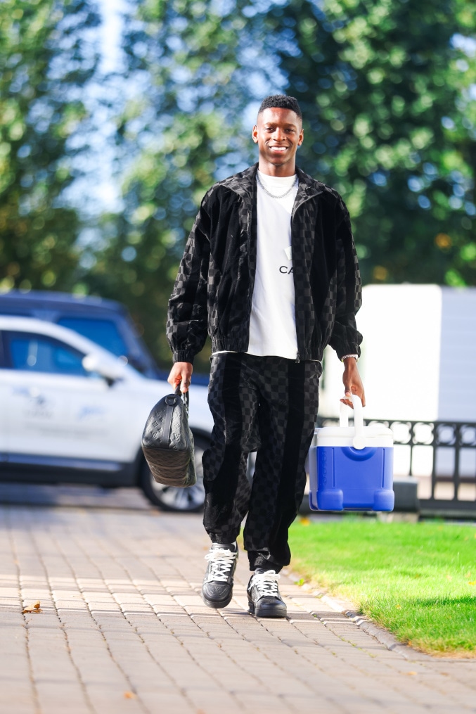 «Зенит. Стиль»: приезд игроков на тренировку перед матчем с «Оренбургом»