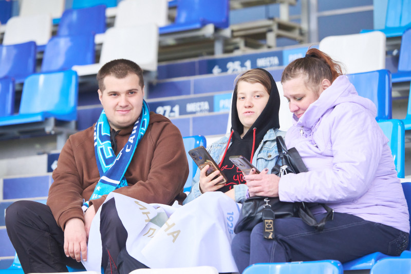Болельщики на матче «Зенит» — «Енисей»