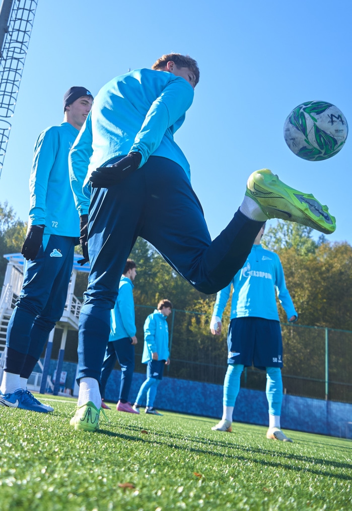 Тренировка «Зенита»-м перед матчем с «Факелом»-м