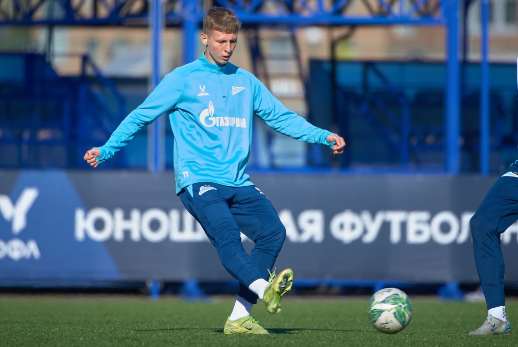 Тренировка «Зенита»-м перед матчем с «Факелом»-м