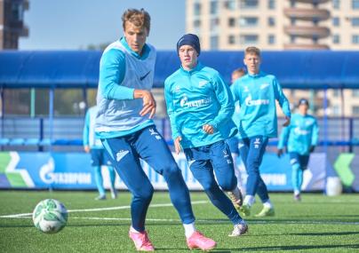 Тренировка «Зенита»-м перед матчем с «Факелом»-м