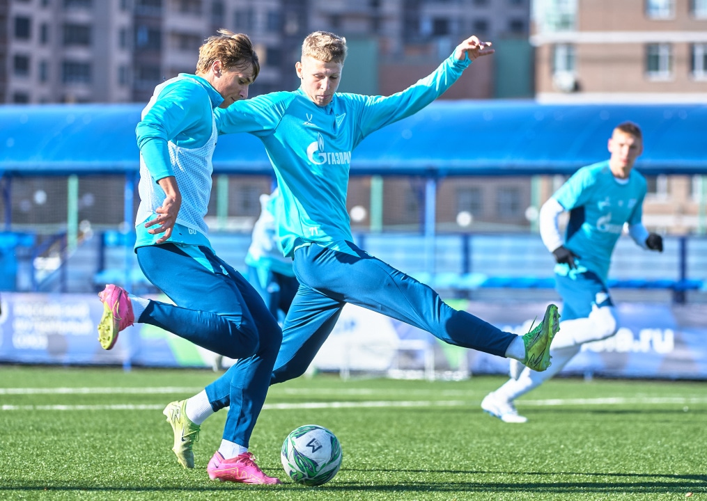 Тренировка «Зенита»-м перед матчем с «Факелом»-м