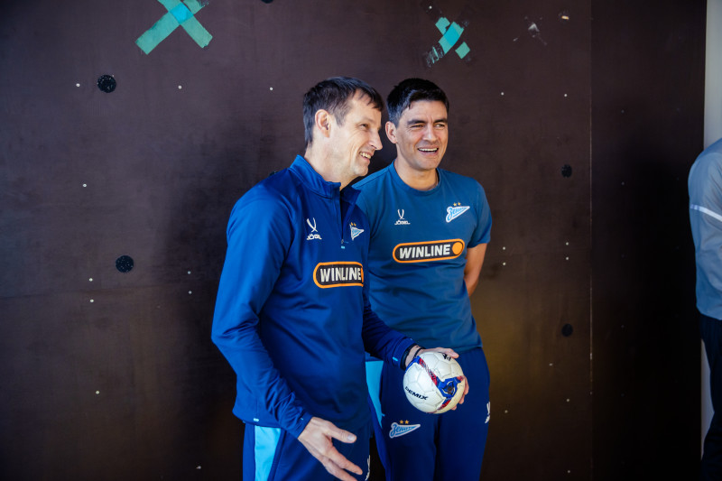 Тренировка основного состава в перерыве на матчи сборных