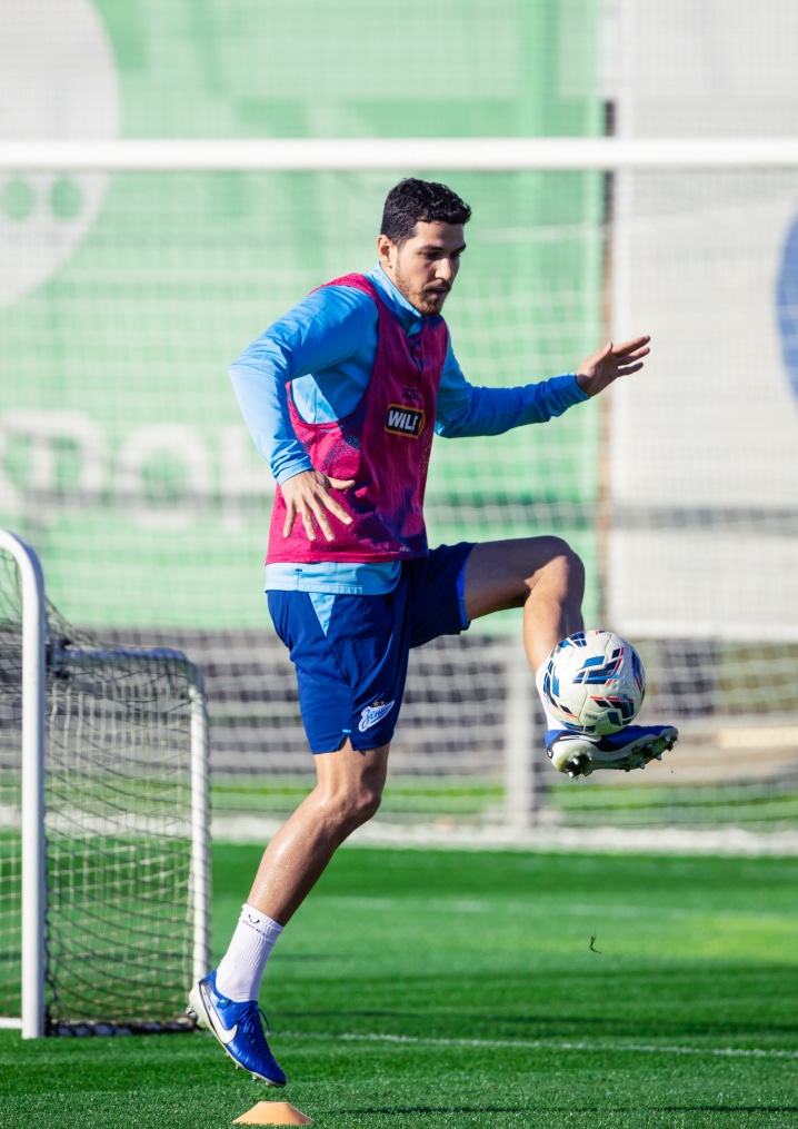 Тренировка основного состава в перерыве на матчи сборных