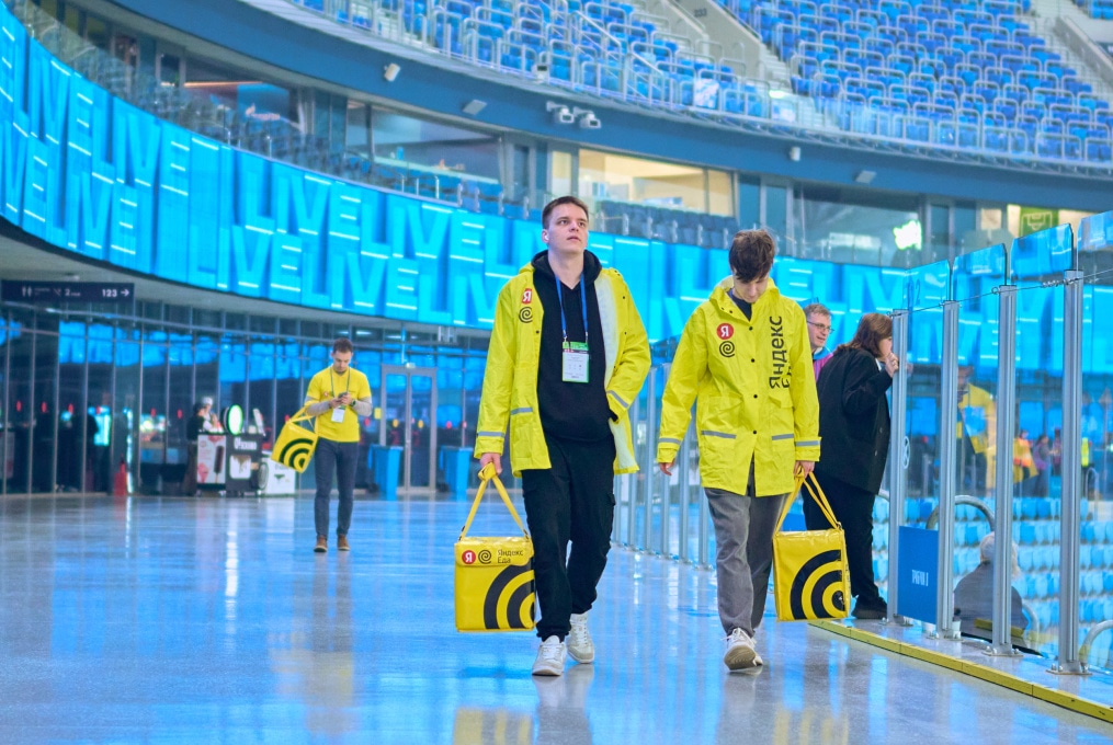 Фан-Променад перед матчем «Зенит» — «Оренбург»