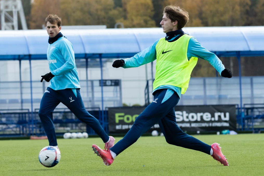 Тренировка «Зенита»-2 перед матчем с ФК «Мастер-Сатурн»