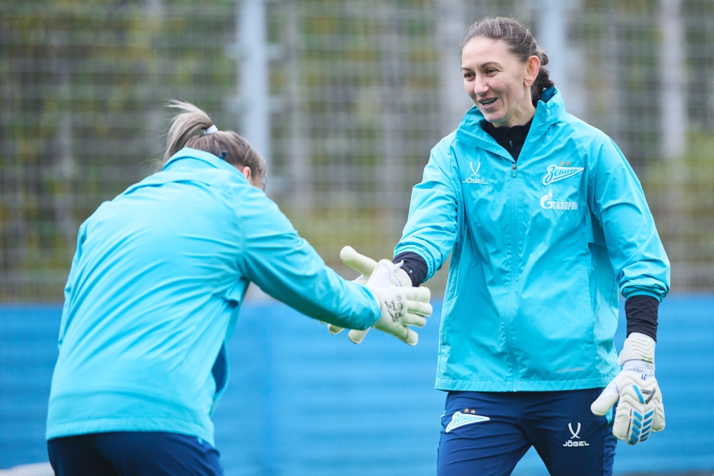 Тренировка женской команды «Зенит» во время перерыва на матчи сборных
