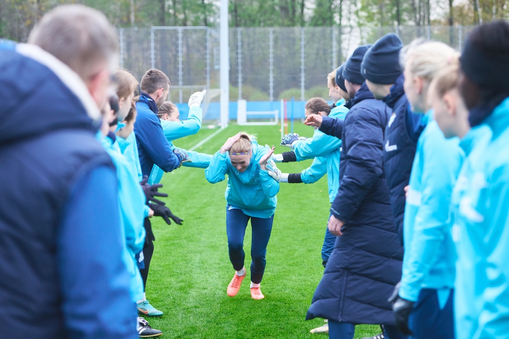 Тренировка женской команды «Зенит» во время перерыва на матчи сборных