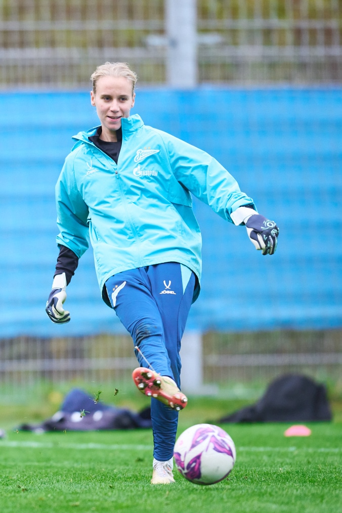 Тренировка женской команды «Зенит» во время перерыва на матчи сборных