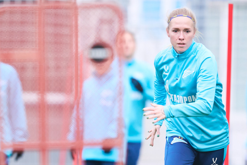 Тренировка женской команды «Зенит» во время перерыва на матчи сборных