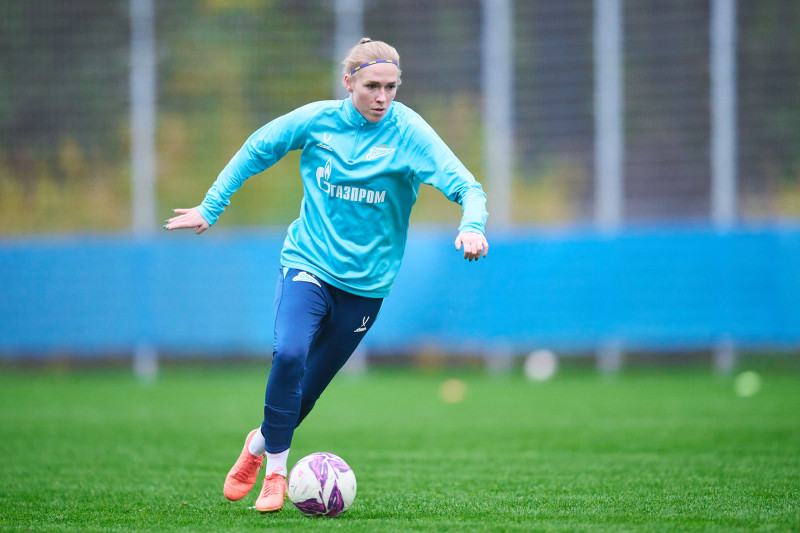 Тренировка женской команды «Зенит» во время перерыва на матчи сборных