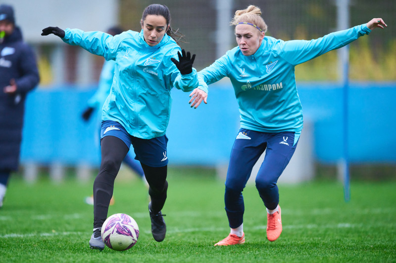 Тренировка женской команды «Зенит» во время перерыва на матчи сборных