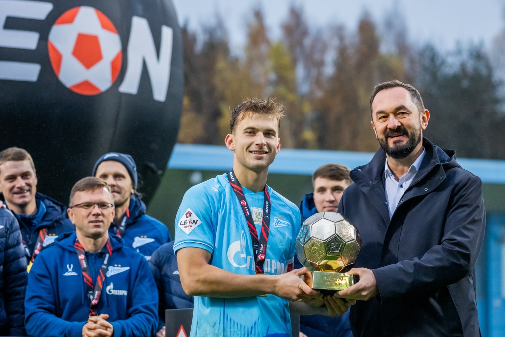 Награждение команды «Зенит»-2 по итогам сезона Второй лиги