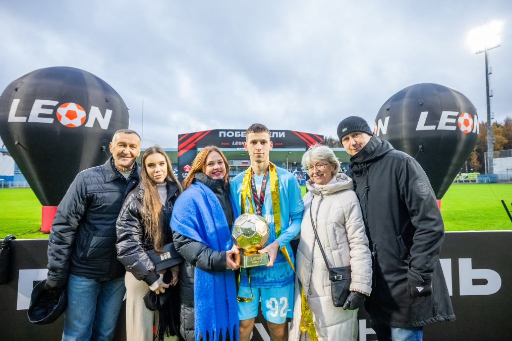 Награждение команды «Зенит»-2 по итогам сезона Второй лиги