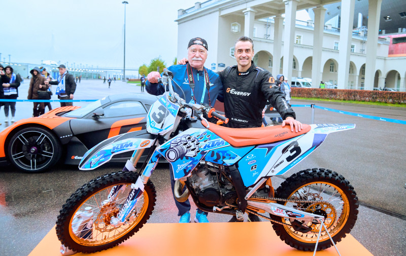 «Фан-Променад»: «Энергия дружбы» перед матчем с московским «Динамо»