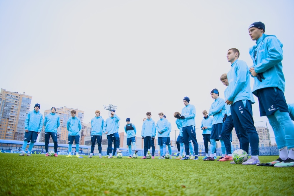 Тренировка «Зенита»-м перед матчем с «Крыльями Советов»-м