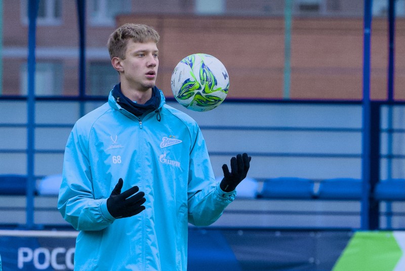 Тренировка «Зенита»-м перед матчем с «Крыльями Советов»-м