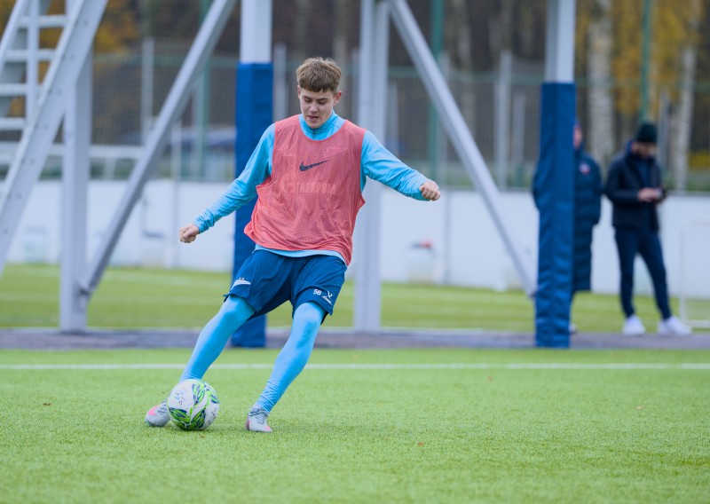 Тренировка «Зенита»-м перед матчем с «Крыльями Советов»-м