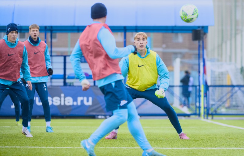 Тренировка «Зенита»-м перед матчем с «Крыльями Советов»-м