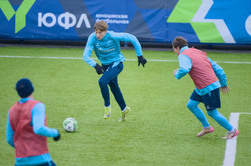 Тренировка «Зенита»-м перед матчем с «Крыльями Советов»-м