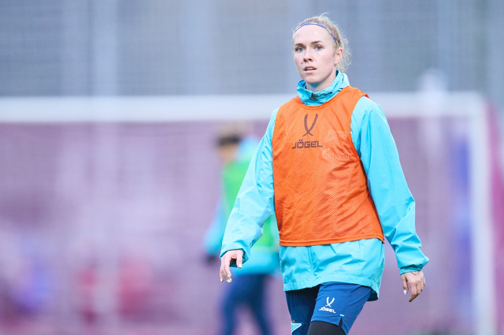 Тренировка женской команды перед матчем с «Локомотивом»