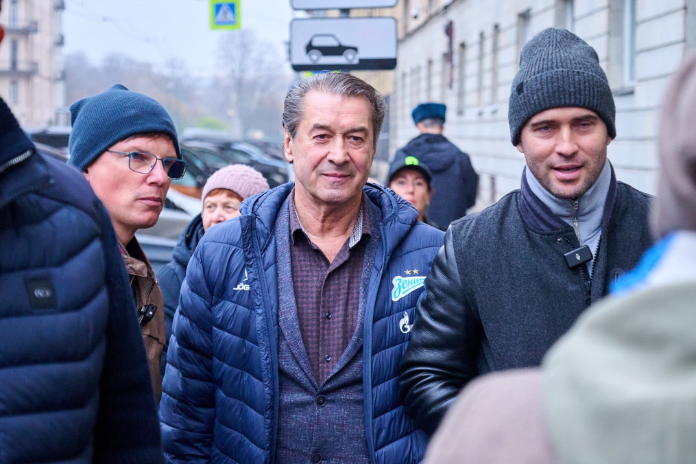 Открытие мемориальной доски в честь Юрия Морозова