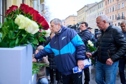 Открытие мемориальной доски в честь Юрия Морозова