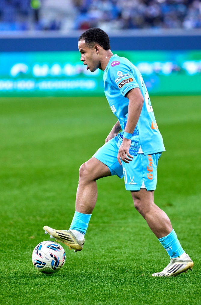 Мир Российская Премьер-Лига 2025/26, «Зенит» — «Локомотив»