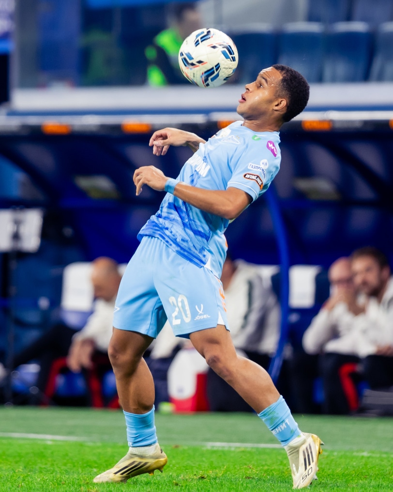 Мир Российская Премьер-Лига 2025/26, «Зенит» — «Локомотив»