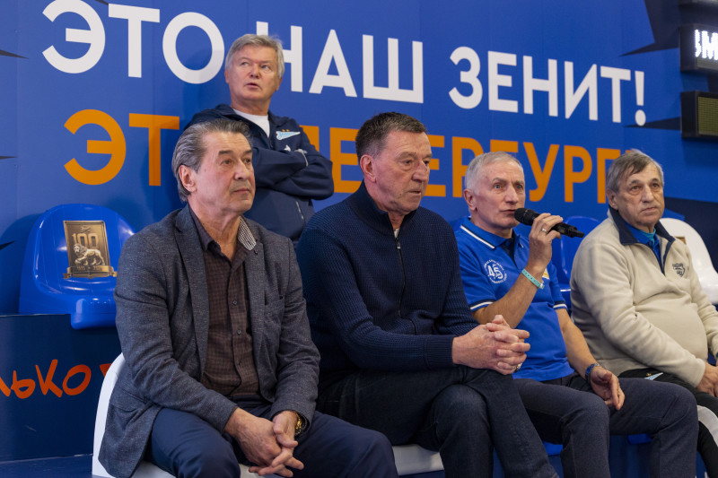 Фан-Променад «Технологии будущего» перед матчем «Зенит» — «Локомотив»