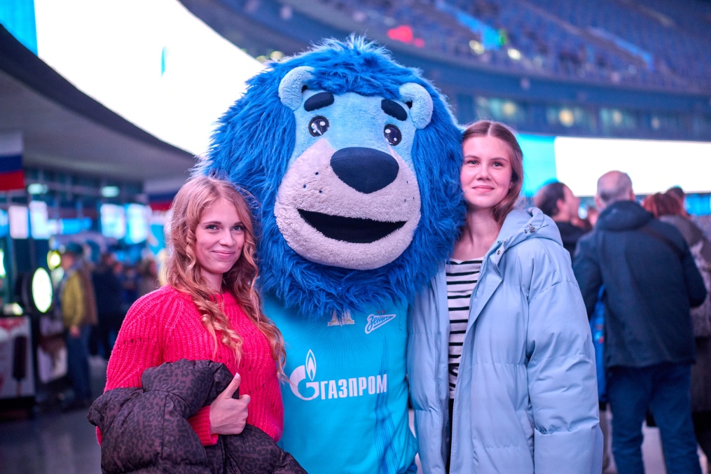 Фан-Променад «Технологии будущего» перед матчем «Зенит» — «Локомотив»