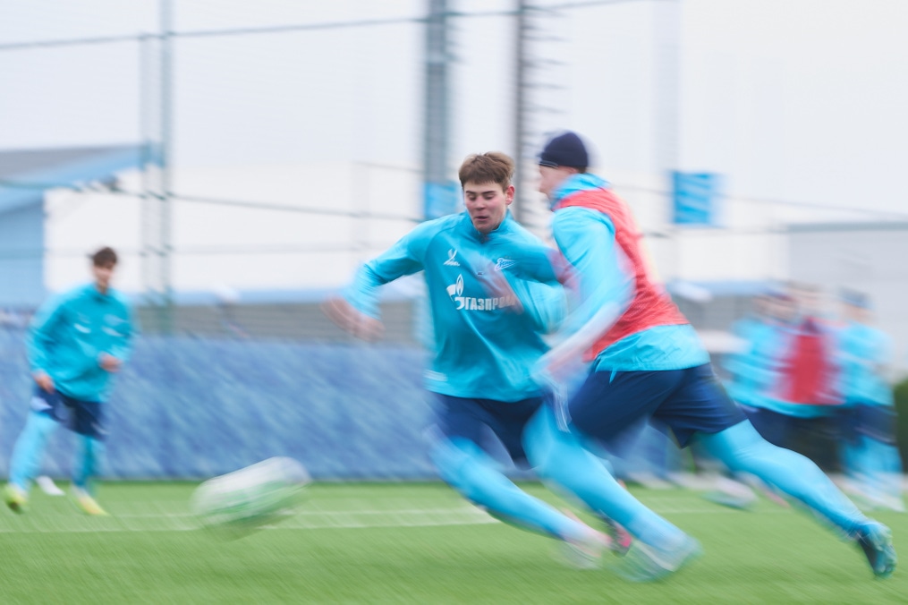 Тренировка «Зенита»-м перед товарищеским матчем с «Зенитом»-2