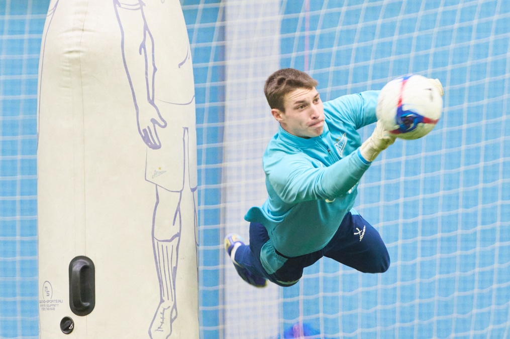 Тренировка «Зенита»-2 перед товарищеским матчем с «Зенитом»-м