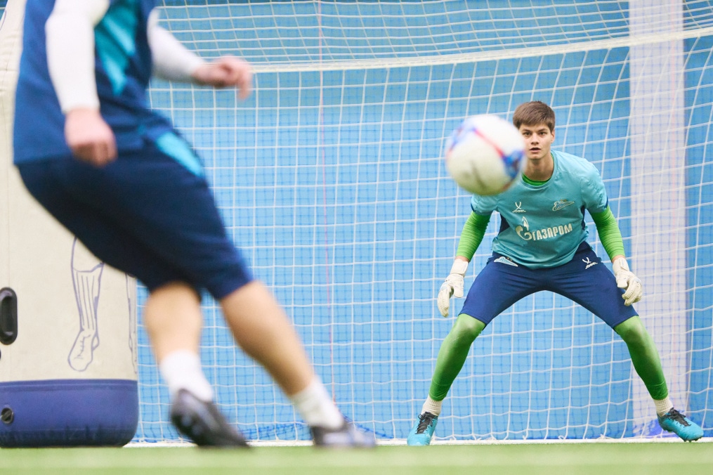 Тренировка «Зенита»-2 перед товарищеским матчем с «Зенитом»-м