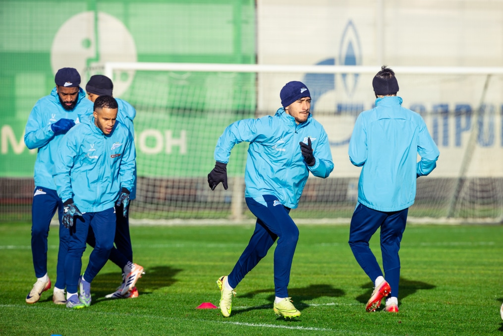 Тренировка основного состава ФК «Зенит» во время перерыва на игры сборной России