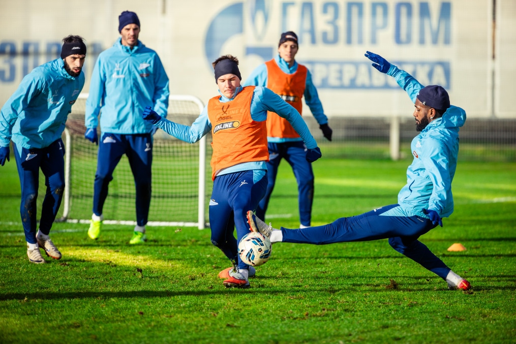 Тренировка основного состава ФК «Зенит» во время перерыва на игры сборной России