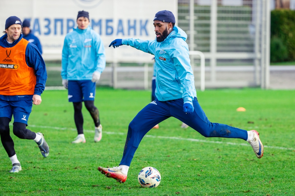 Тренировка основного состава ФК «Зенит» во время перерыва на игры сборной России