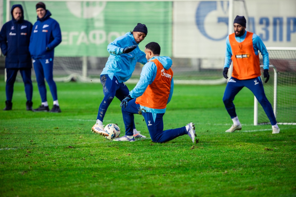 Тренировка основного состава ФК «Зенит» во время перерыва на игры сборной России
