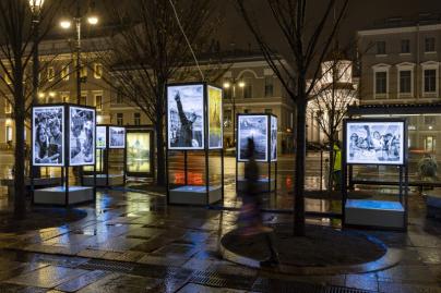 В Петербурге открылась уличная фотовыставка, посвященная юбилею клуба