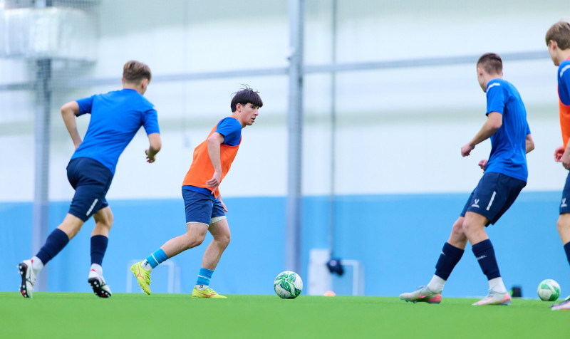 Тренировка «Зенита» U-18 перед матчем с «Чертаново» U-18