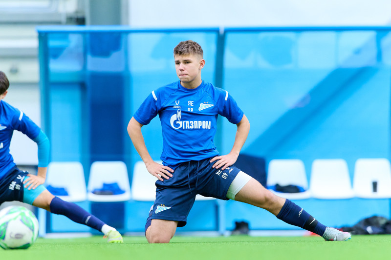 Тренировка «Зенита» U-17 перед матчем с «Чертаново» U-17