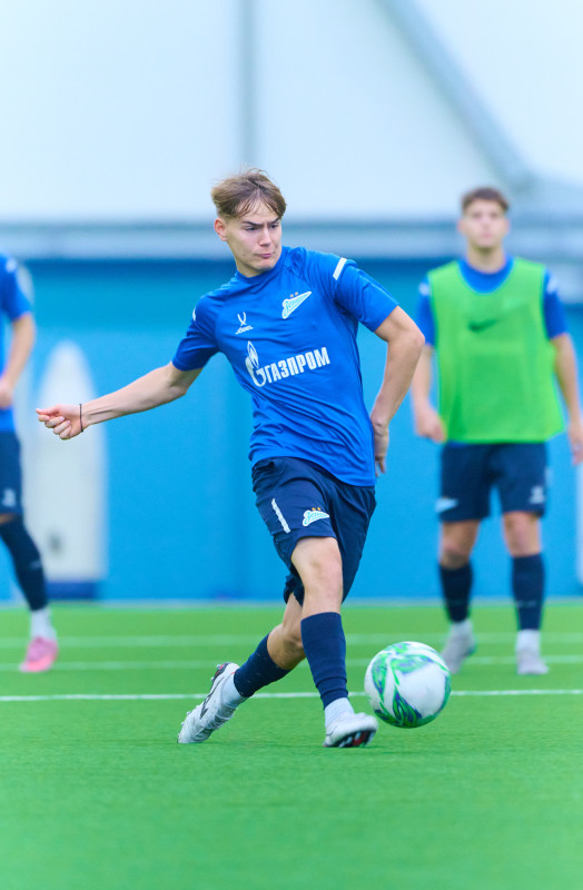 Товарищеский матч между «Зенитом» U-18 и «Зенитом» U-17
