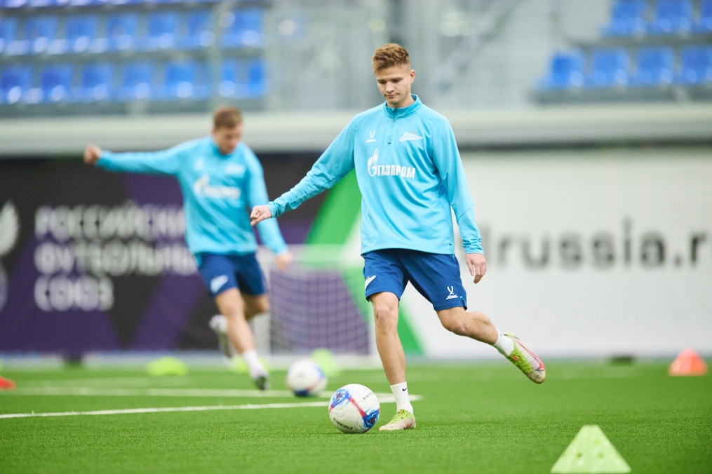 Тренировка «Зенита»-2 в Новом манеже