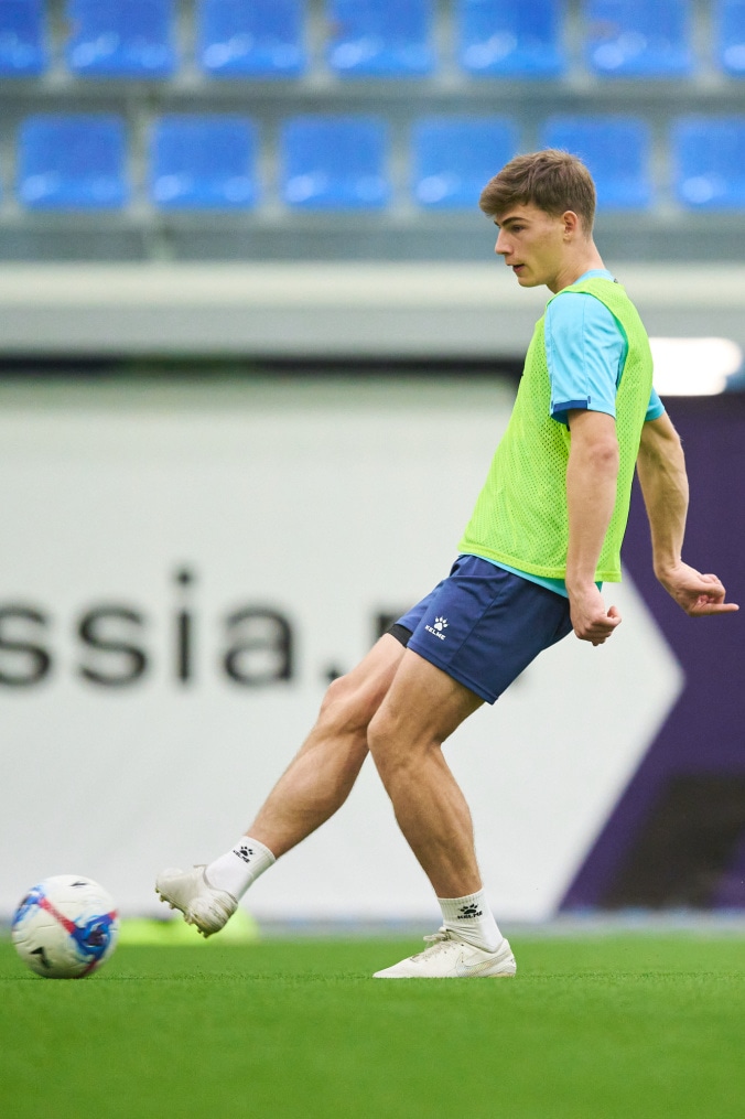 Тренировка «Зенита»-2 в Новом манеже