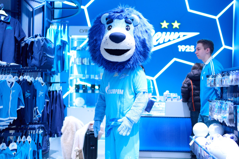 Открытие фирменного магазина ФК «Зенит» в ТРЦ «Галерея»