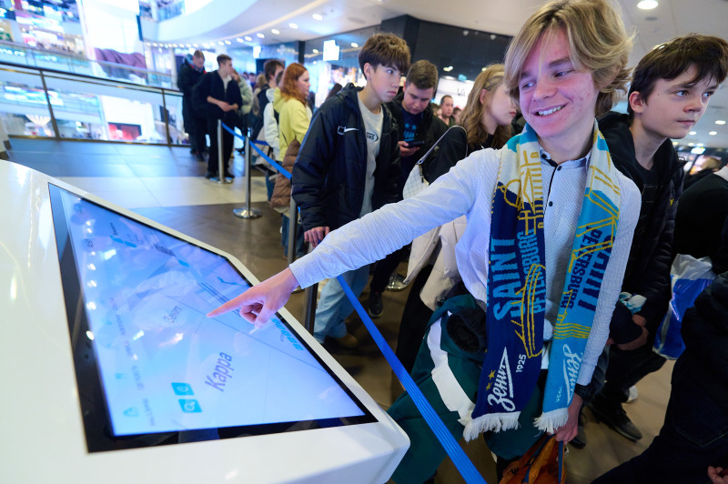 Открытие фирменного магазина ФК «Зенит» в ТРЦ «Галерея»