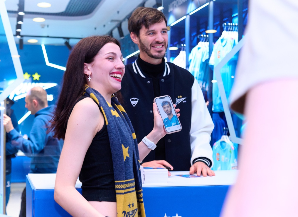 Открытие фирменного магазина ФК «Зенит» в ТРЦ «Галерея»