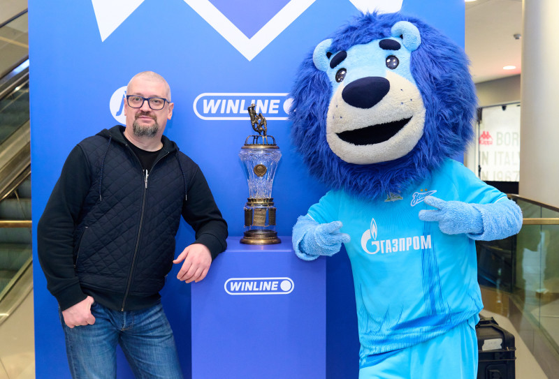 Открытие фирменного магазина ФК «Зенит» в ТРЦ «Галерея»